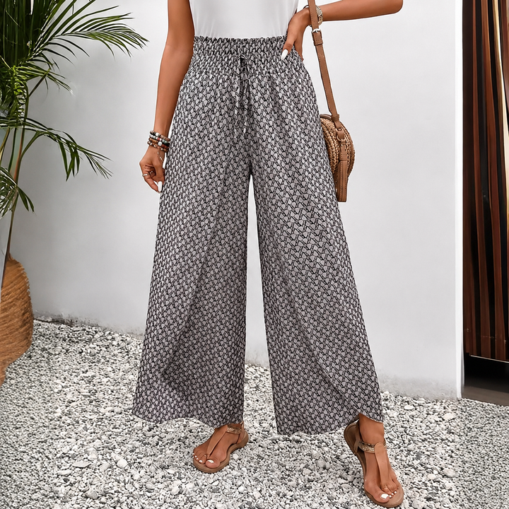 Naomi | Relaxed Wide Leg Trousers