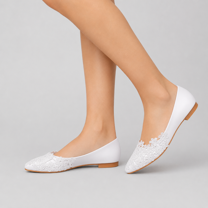 Liana | White Lace Pointed-Toe Ballet Flats