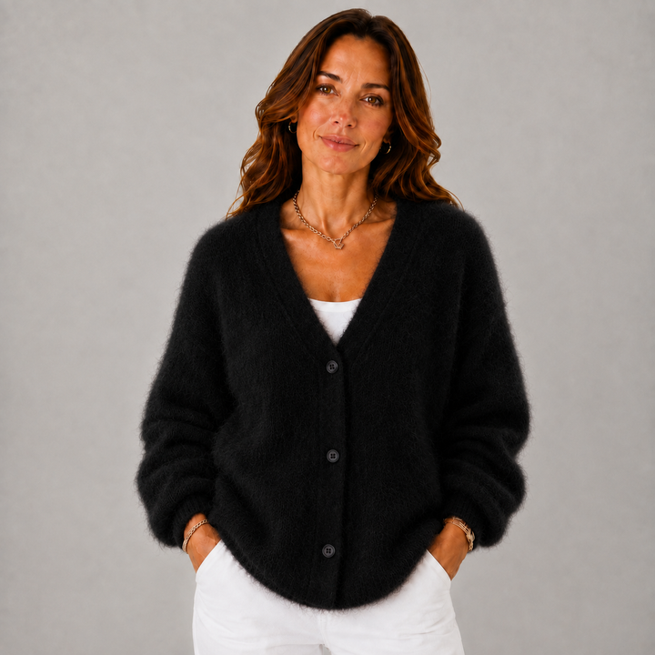 Sophie | Soft V-Neck Button-Up Knitted Sweater