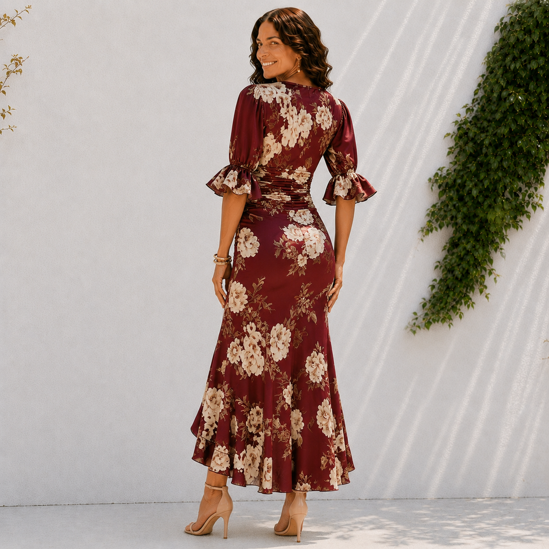 Valeria | V-Neck Slim-Fit Printed Dress