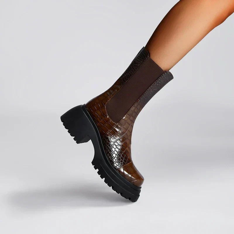 Chelsea Boots for Women | Platform Sole Elastic Side Panels