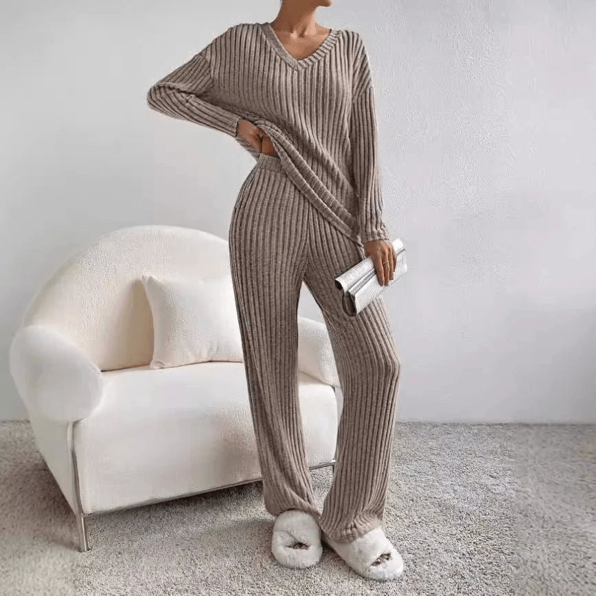 Suncrest | Ribbed Knit Two-Piece Sweater &amp; Trousers