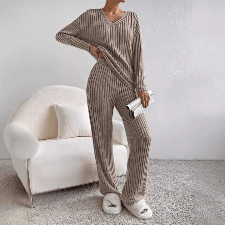 Suncrest | Ribbed Knit Two-Piece Sweater &amp; Trousers
