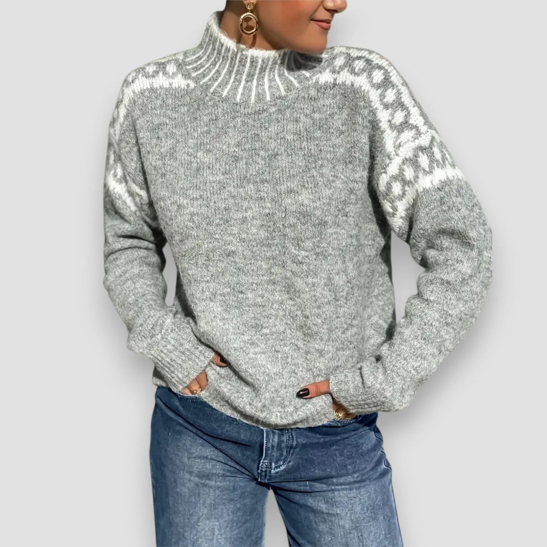 Megan | Classic with Relaxed Fit and Soft Texture Sweater