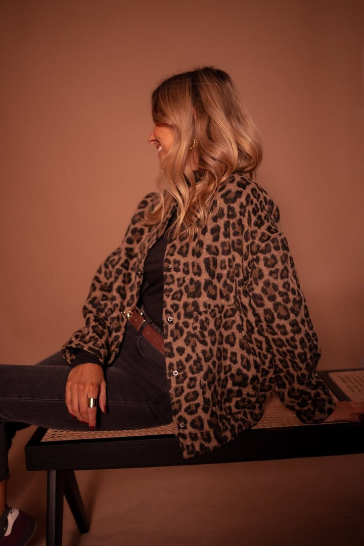 Eleanor | Oversized Leopard Print Snap-Button Quilted Jacket