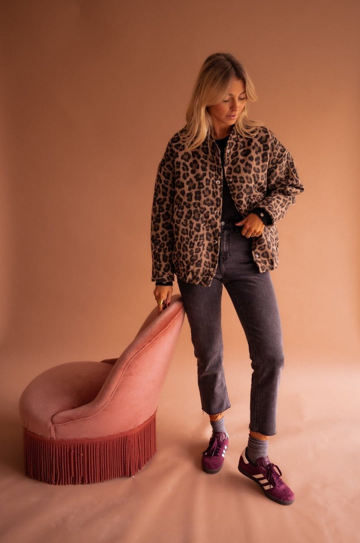 Eleanor | Oversized Leopard Print Snap-Button Quilted Jacket