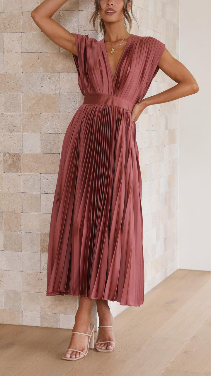 Kaitlyn | Wedding Guest V-Neck Midi Dress